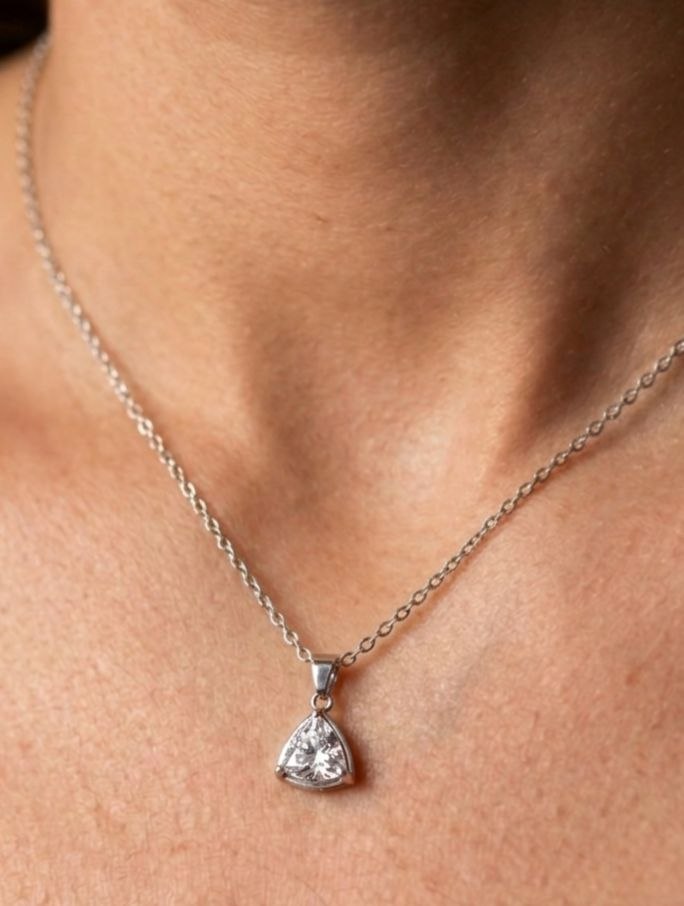 Silver Bloom Pendant Chain