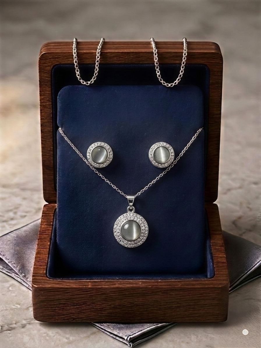 Diva Shine Jewelry Set