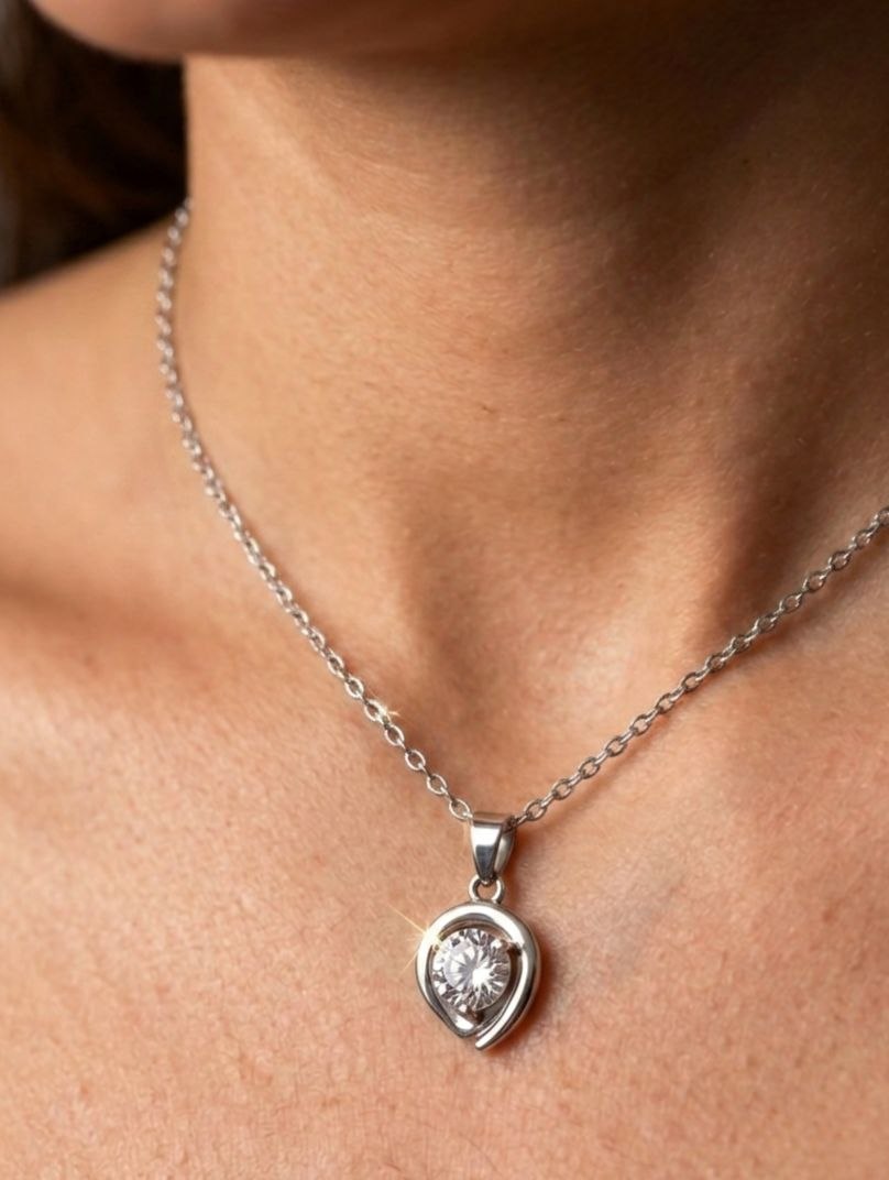 Silver Bloom Pendant Chain