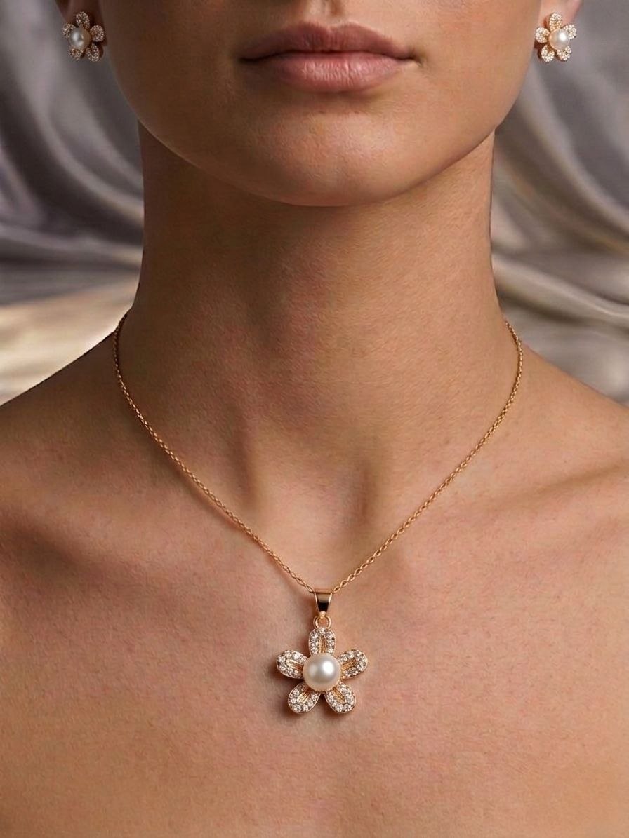 Classic Charm Necklace Set